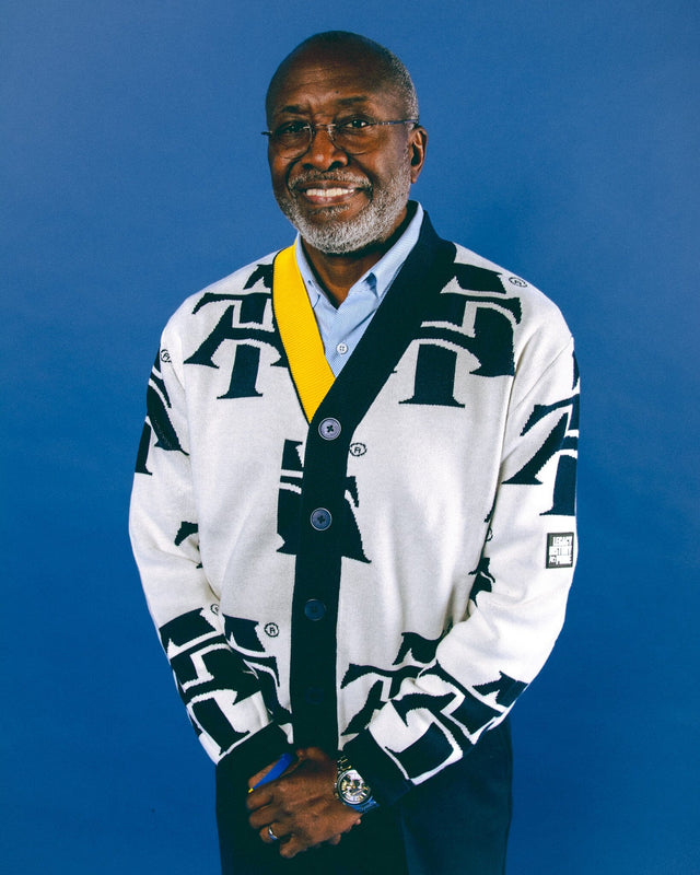 Cárdigan NC A & T "LOVE JONES"