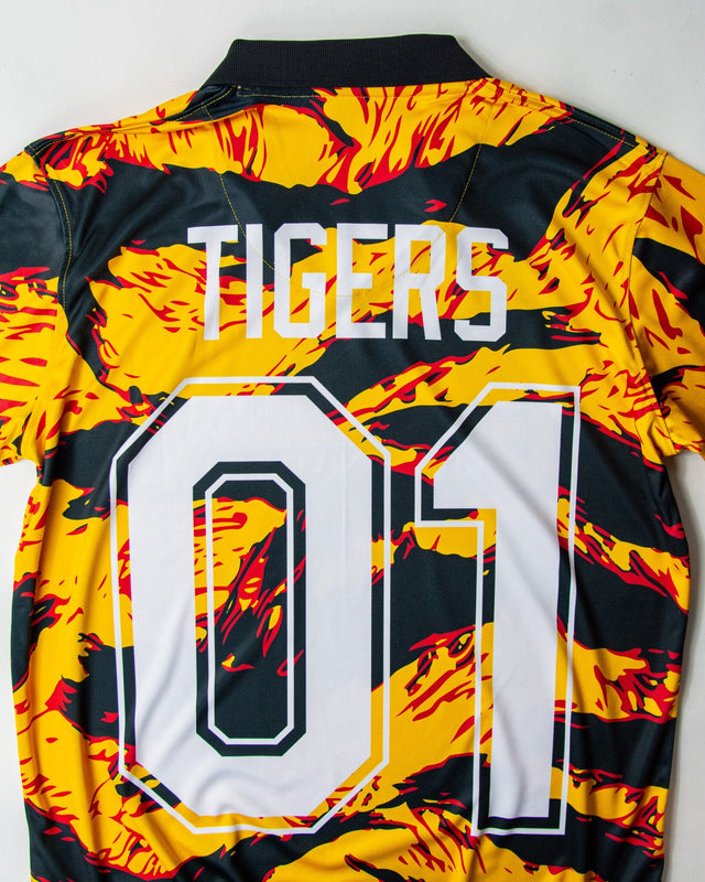 Universidad CLARK ATLANTA. Camiseta de fútbol "REDENCIÓN"