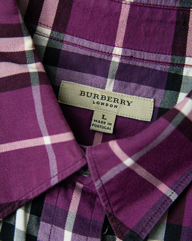 {Used} Vintage Women's Burberry Button Up
